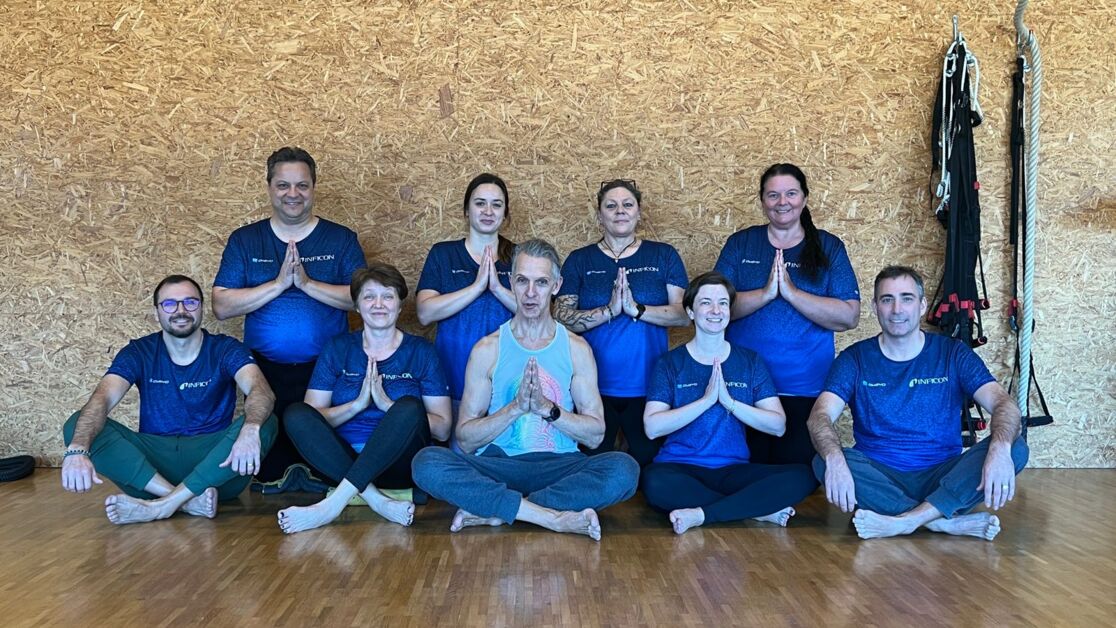 Lunchtime Yoga in Balzers, Liechtenstein Yoga-Gruppenfoto