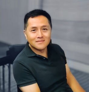 WeiGuang Portrait WeiGuang Portrait