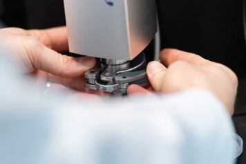 INFICON Augent OPG550 in lab INFICON Augent OPG550 in lab