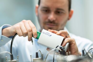 INFICON Augent OPG550 in lab INFICON Augent OPG550 in lab